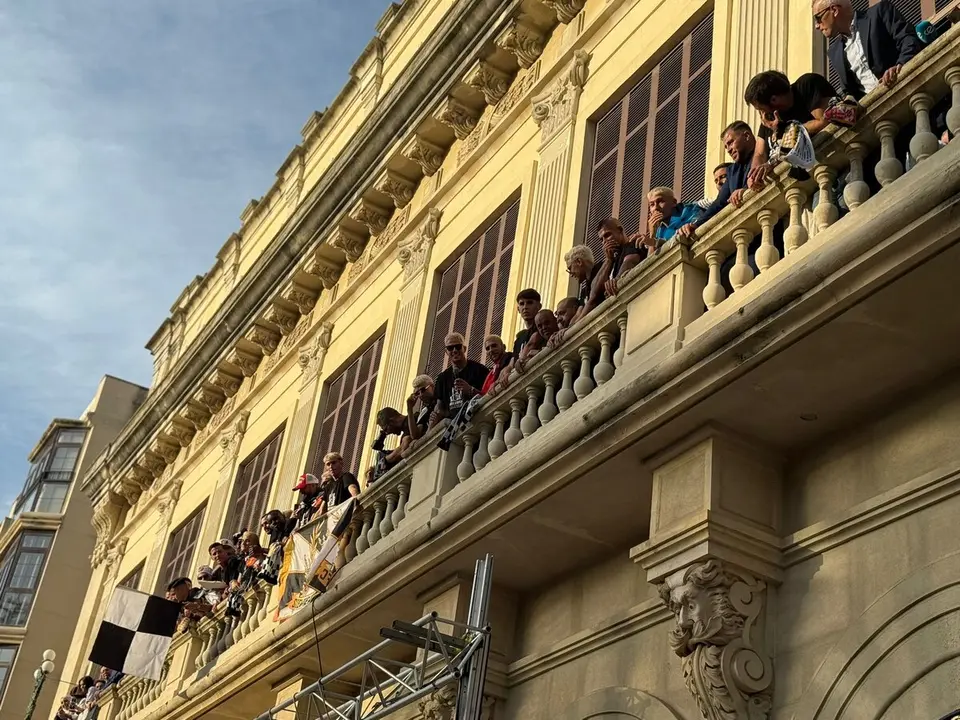 Recepci&oacute;n oficial a la AD Ceuta en el Sal&oacute;n del Trono