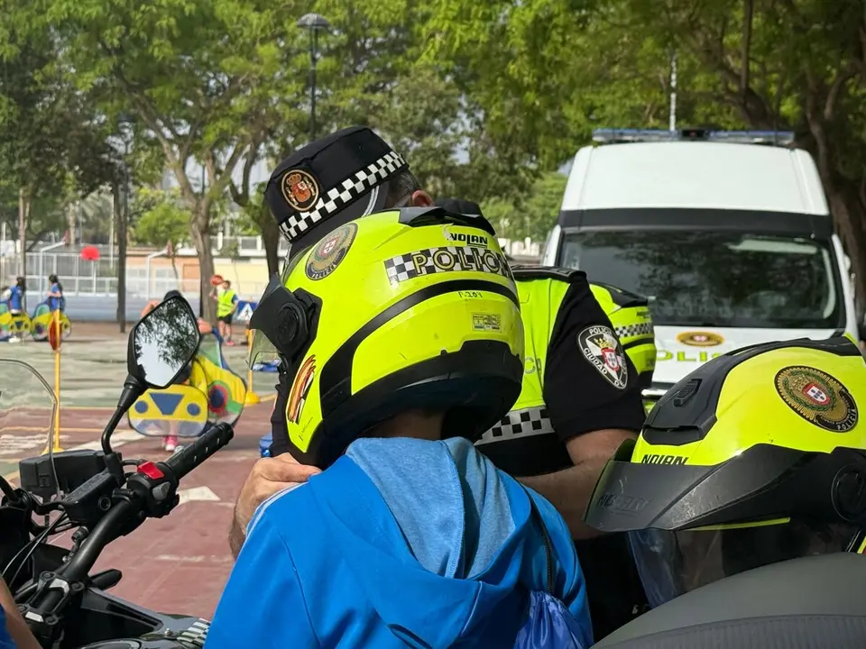 jornada puertas abiertas policia