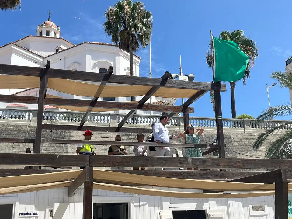 Simulacro de Marsave en la Playa de la Ribera./ J.A. Gonz&aacute;lez