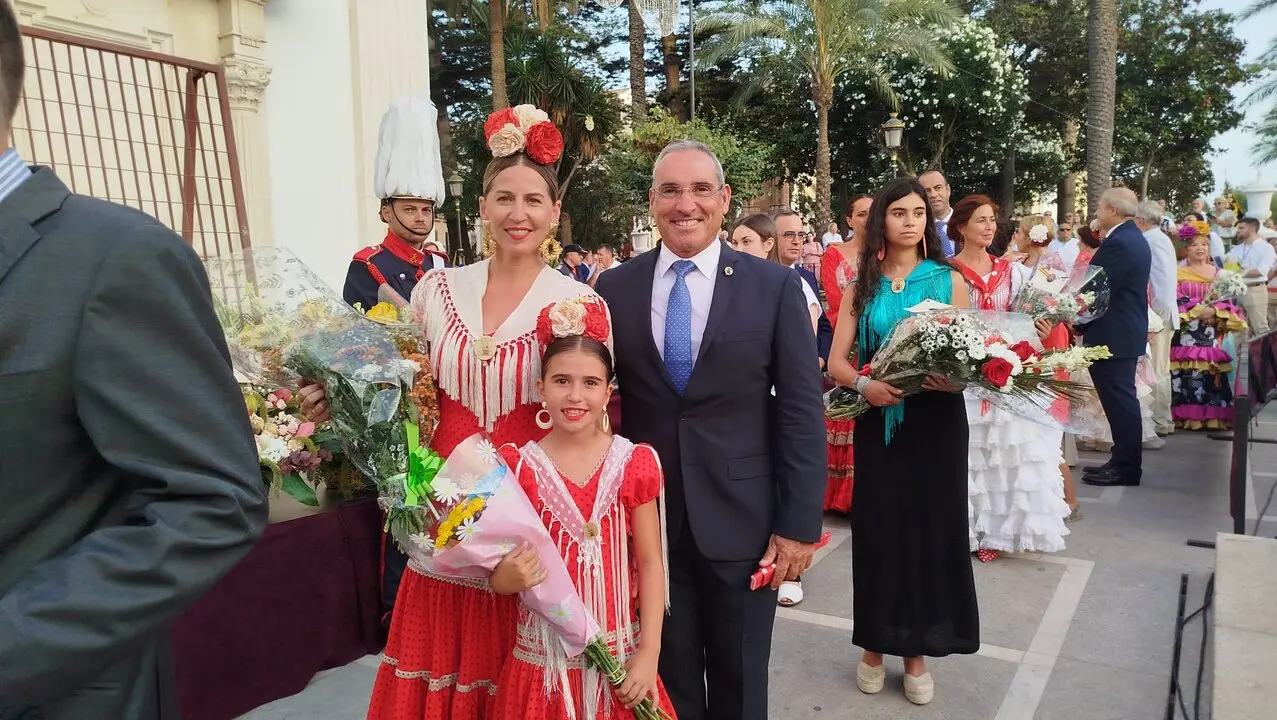 Ofrenda floral Virgen de &Aacute;frica