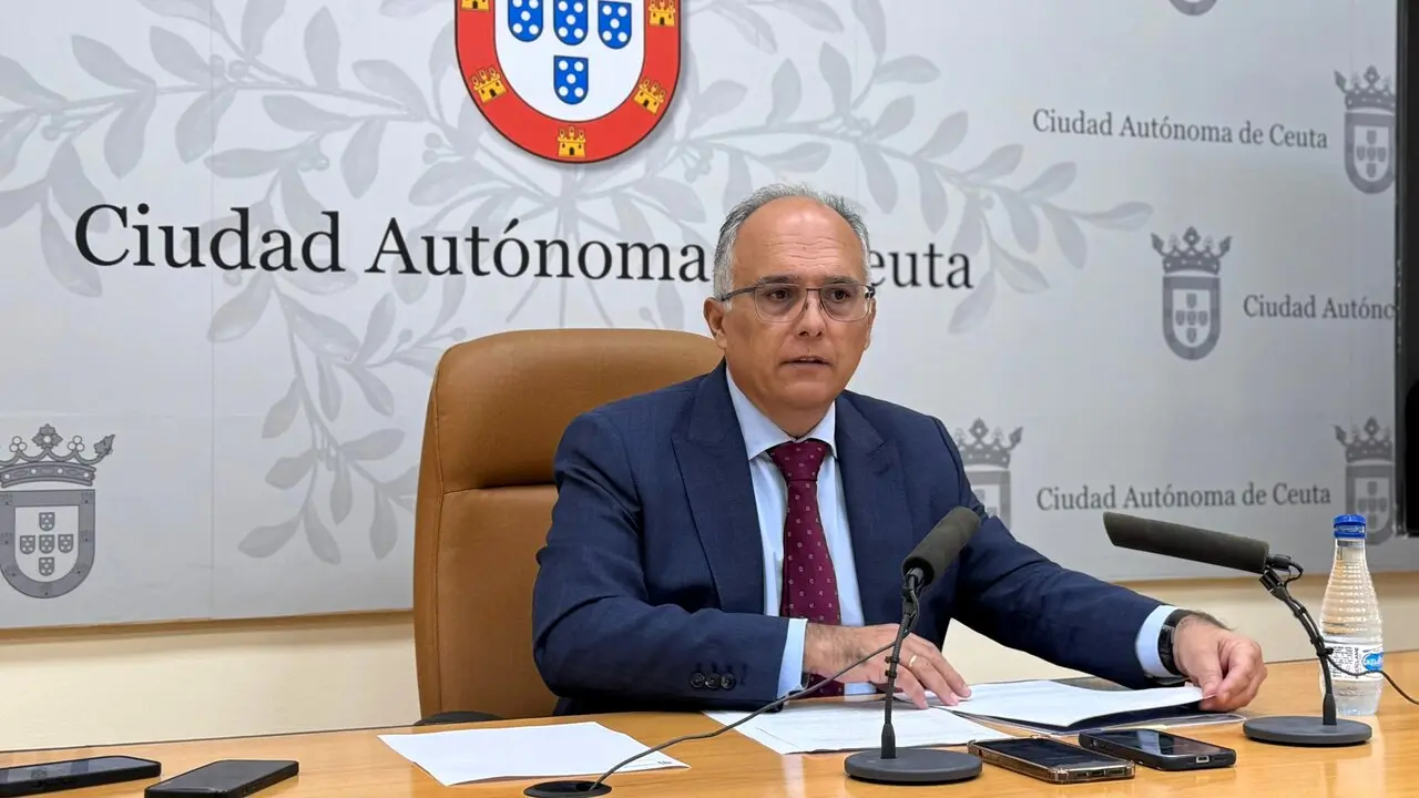 Alberto Gait&aacute;n, consejero de Presidencia y Gobernaci&oacute;n, tras el Consejo de Gobierno / E. Arteaga