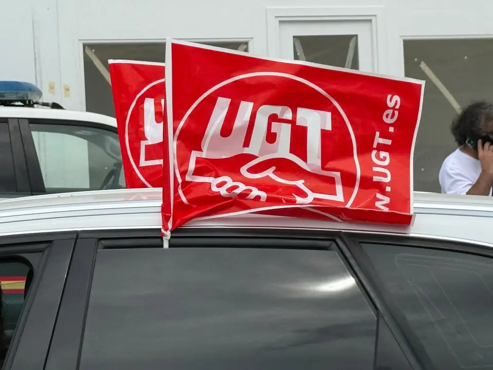 UGT Caravana sindical por las 37,5 horas de trabajo / M.Zapico