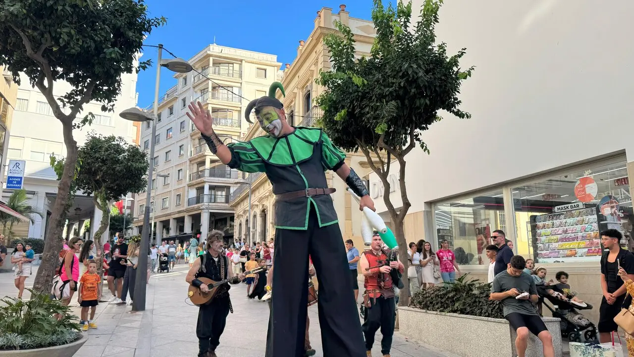 Pasacalles e inauguraci&oacute;n del Mercado Medieval / E. Arteaga