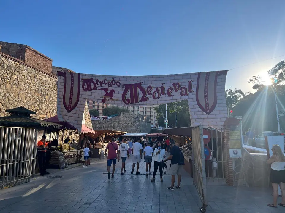 Entrada al Mercado Medieval./ J.A. Gonz&aacute;lez