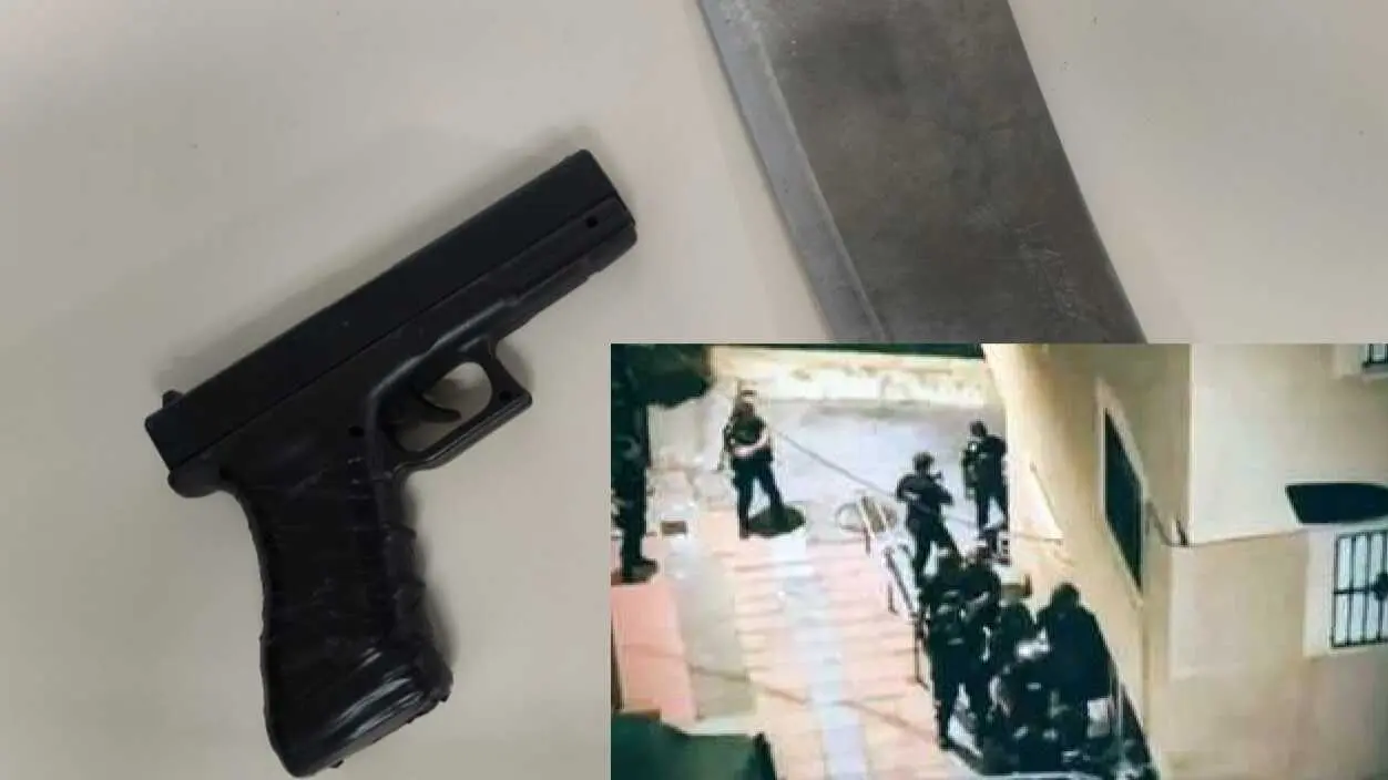 02-10-2025 ATRINCHERADO CEUTA ARMAS