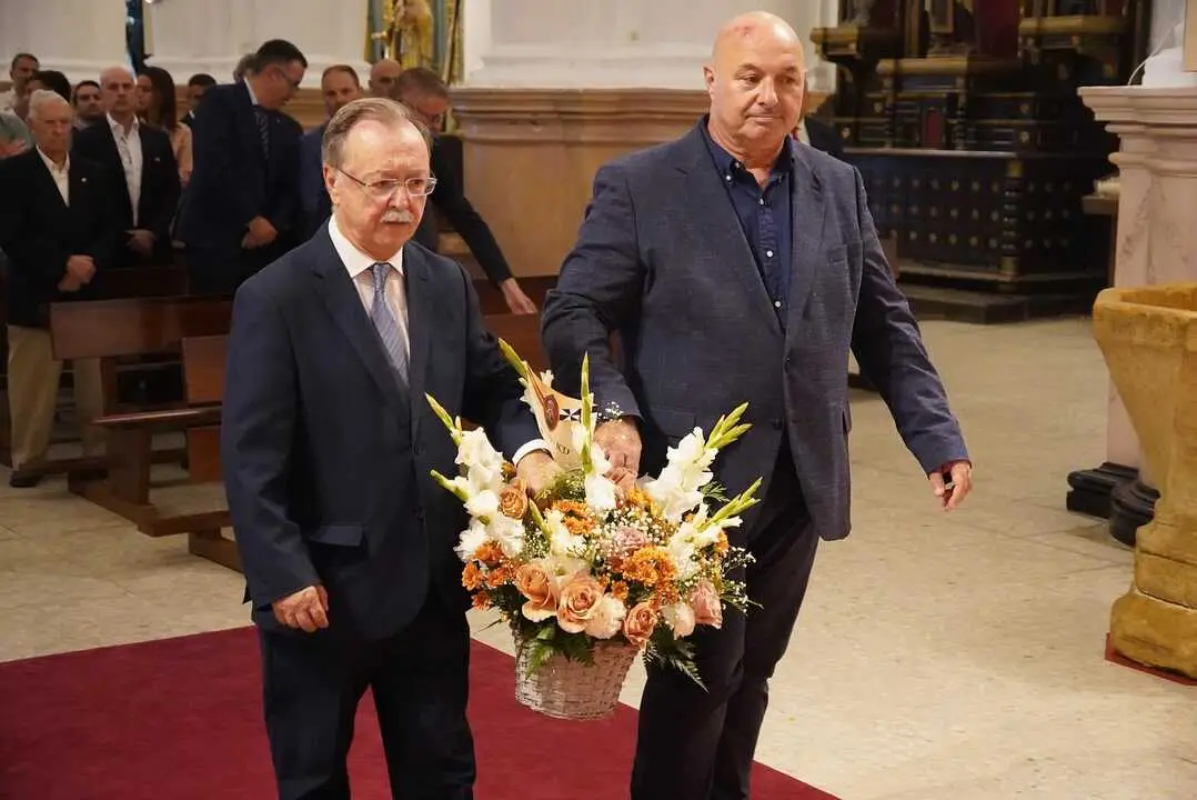 Inicio temporada RFFCE Ofrenda y rezo