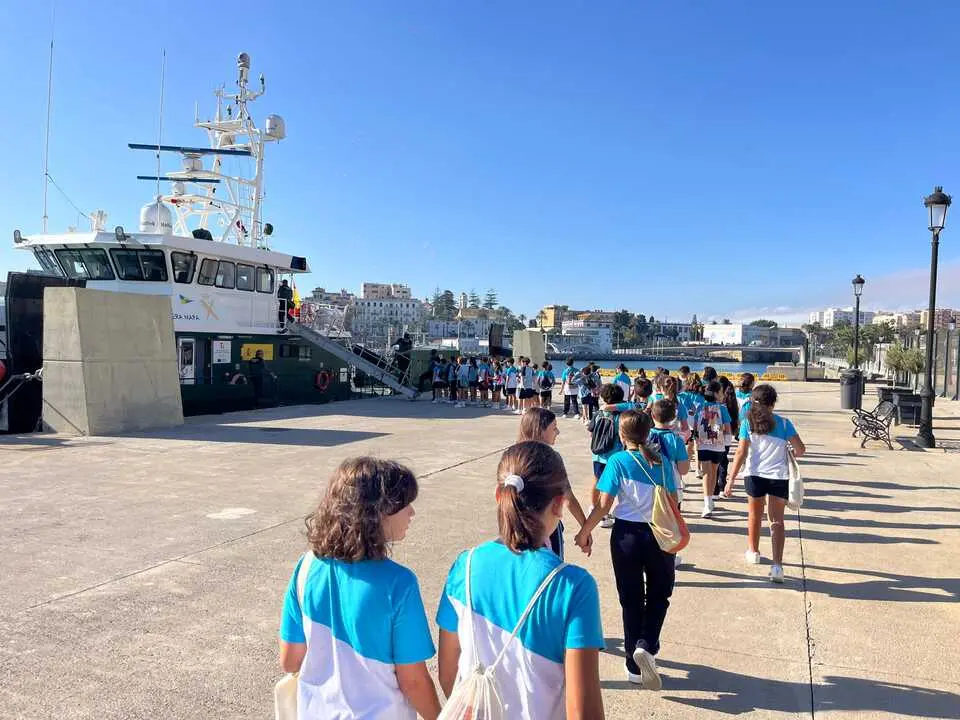 Exhibici&oacute;n de medios de la Guardia Civil en el Muelle Espa&ntilde;a./ J.A. Gonz&aacute;lez