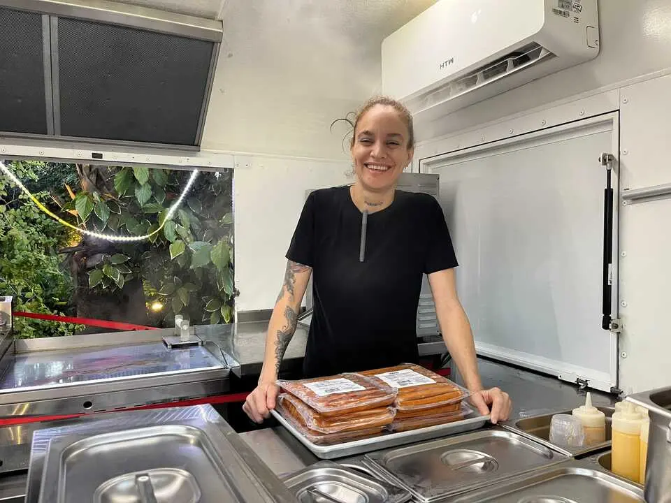 Food Truck 'Sabores del mundo'./ J.A. Gonz&aacute;lez