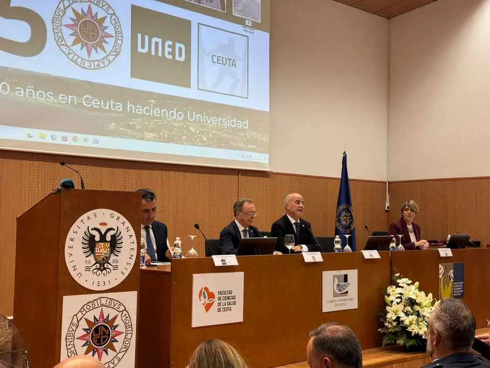 Acto inaugural curso acad&eacute;mico 2025/2026 UNED / E. Arteaga