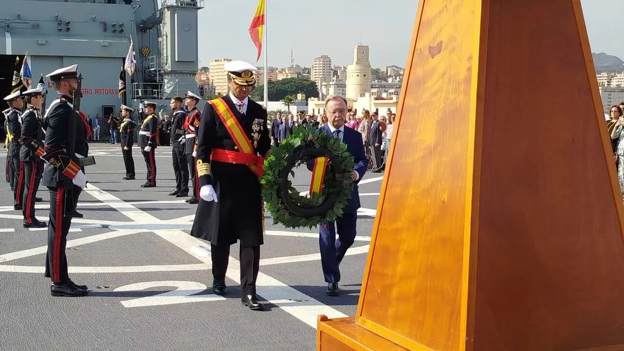 Jura de Bandera civil en el buque Castilla