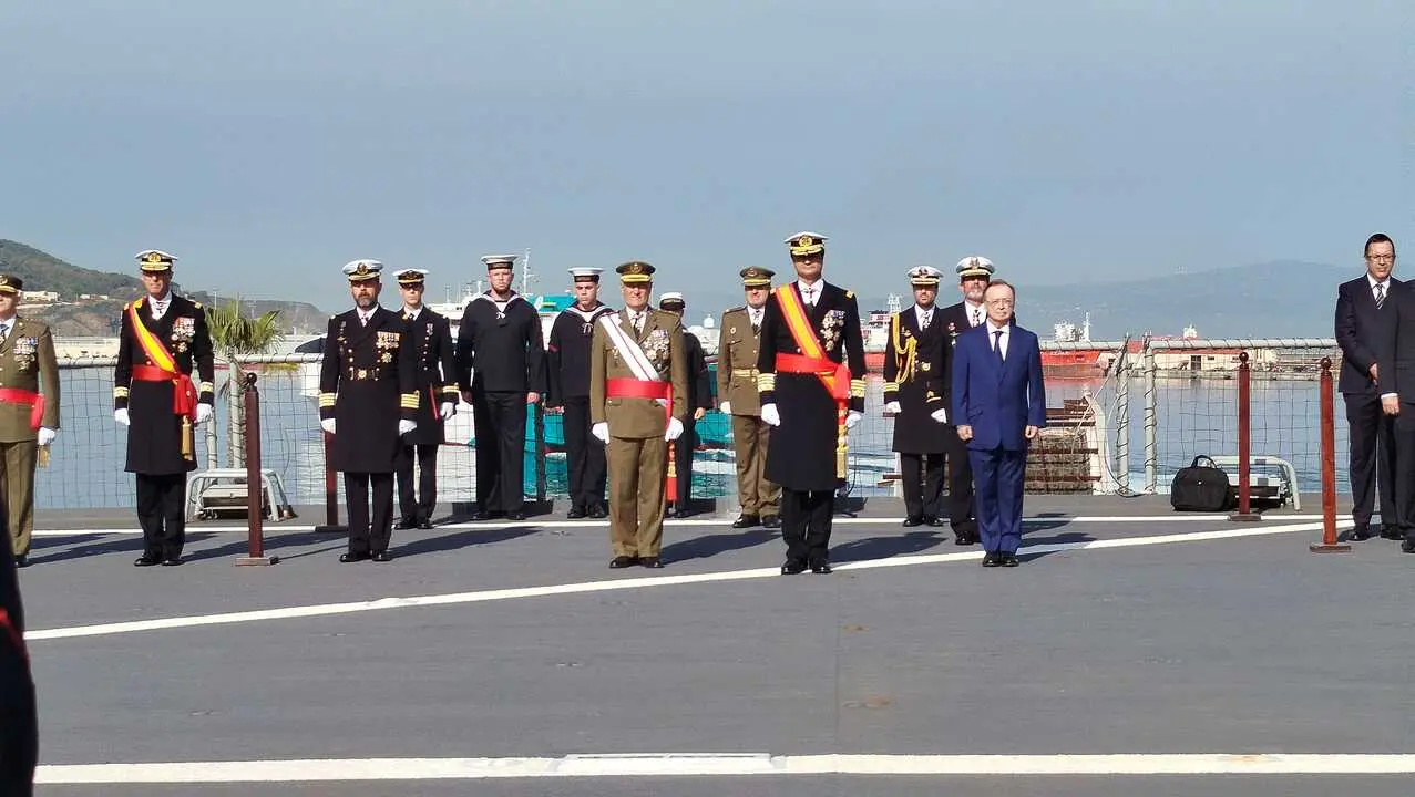 Jura de Bandera civil en el buque Castilla