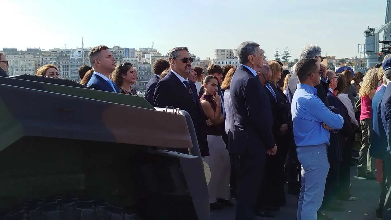 Jura de Bandera civil en el buque Castilla