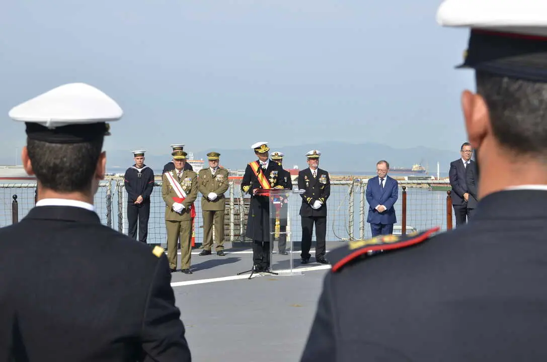 Jura de Bandera civil en el buque Castilla