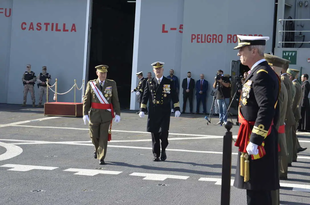 Jura de Bandera civil en el buque Castilla