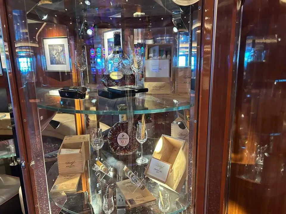 MV Seabourn Encore