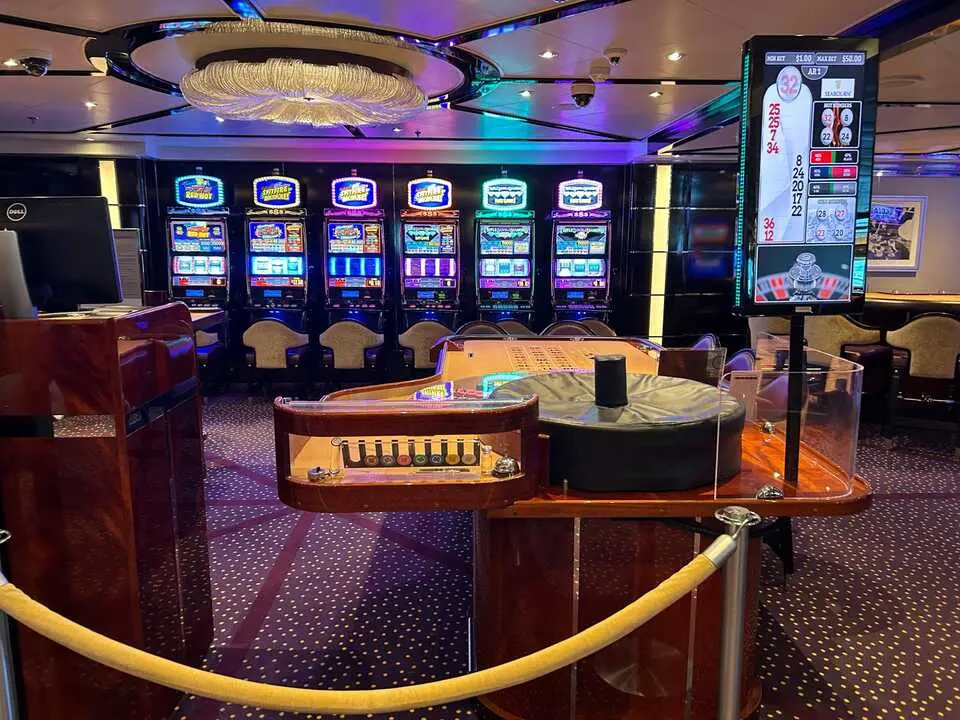 MV Seabourn Encore