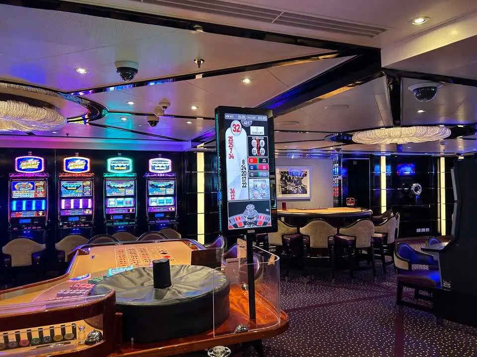 MV Seabourn Encore