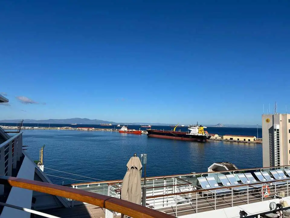 MV Seabourn Encore