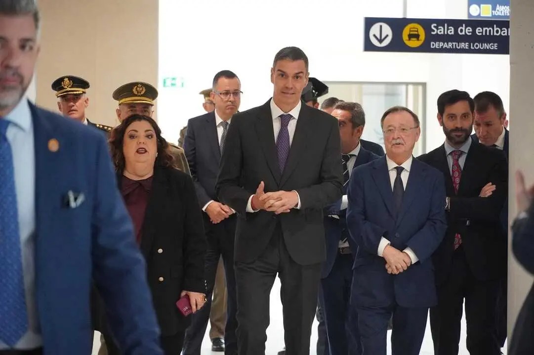 Visita de Pedro S&aacute;nchez a la nueva estaci&oacute;n mar&iacute;tima de Ceuta / Zapico