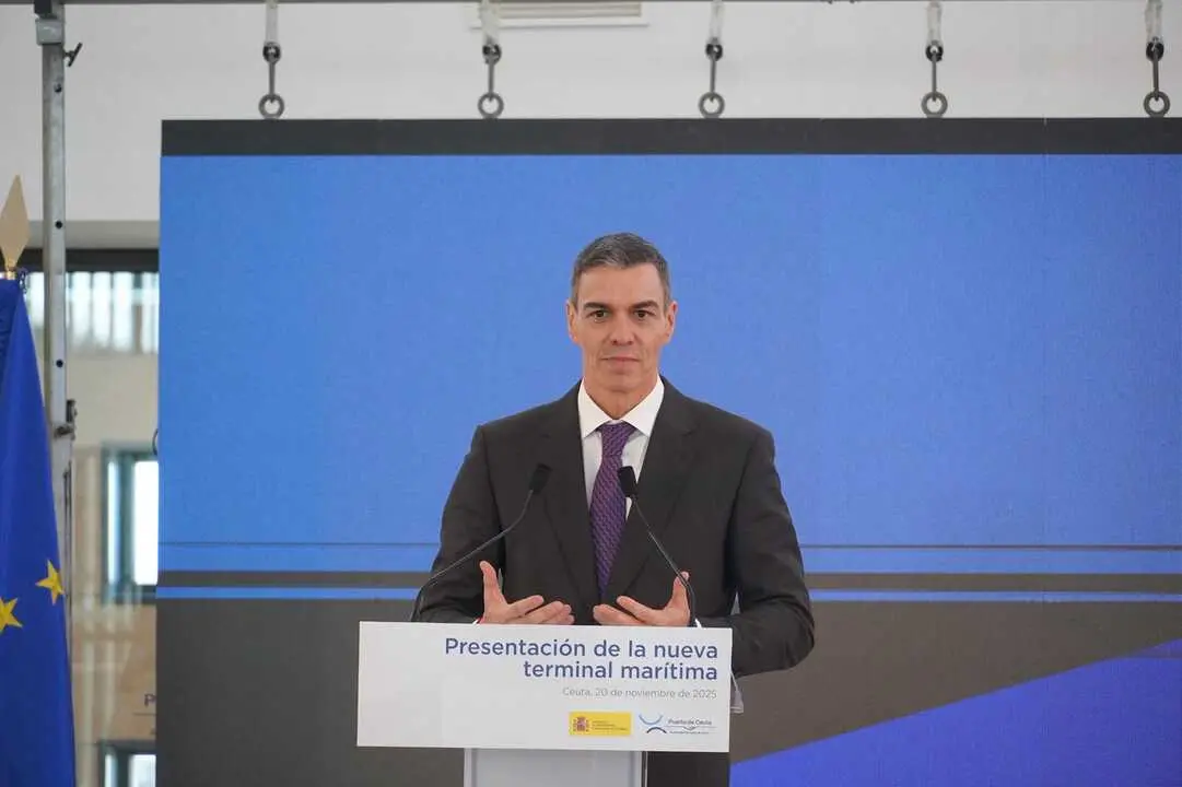 Visita de Pedro S&aacute;nchez a la nueva estaci&oacute;n mar&iacute;tima de Ceuta / Zapico
