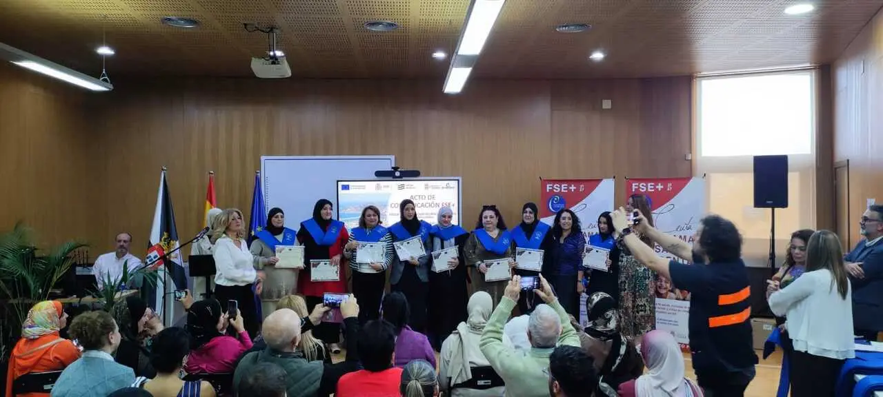 Formaci&oacute;n y salud en Ceuta: impacto del FSE+ con certificados FOB y ayudas bucodentales