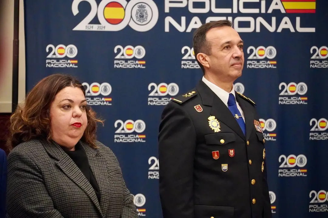 Eloy Rom&aacute;n L&oacute;pez toma posesi&oacute;n como nuevo Jefe Superior de Polic&iacute;a en Ceuta / M. Zapico