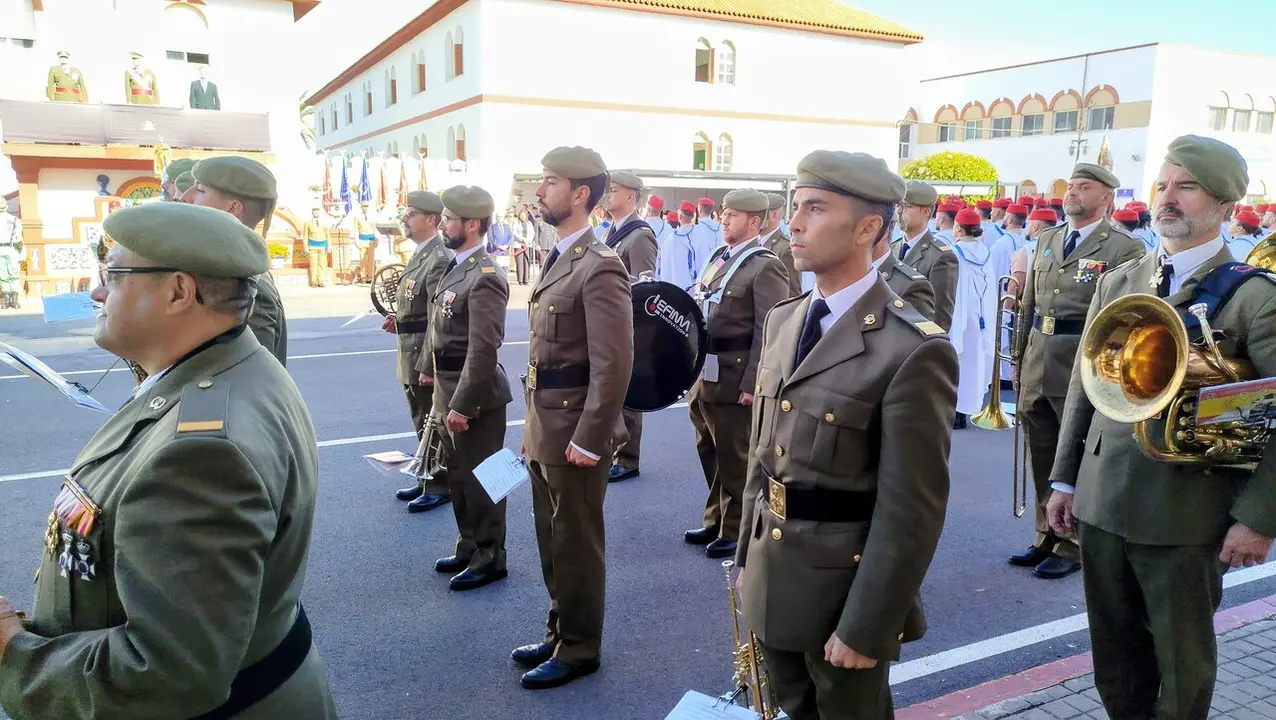 Im&aacute;genes de la parada militar en honor a La Inmaculada