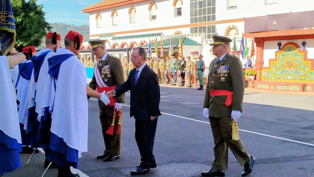 Im&aacute;genes de la parada militar en honor a La Inmaculada
