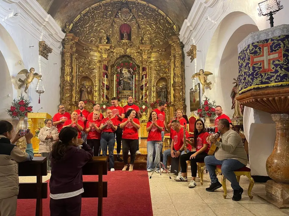 Bel&eacute;n de la Hermandad de &Aacute;frica en Ceuta: bendici&oacute;n y villancicos de J&oacute;venes Flamencos