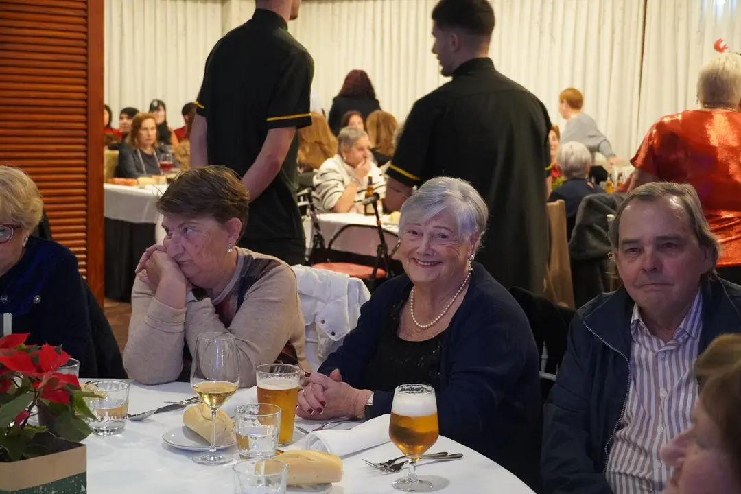 Cena de Navidad de los mayores / M.Zapico