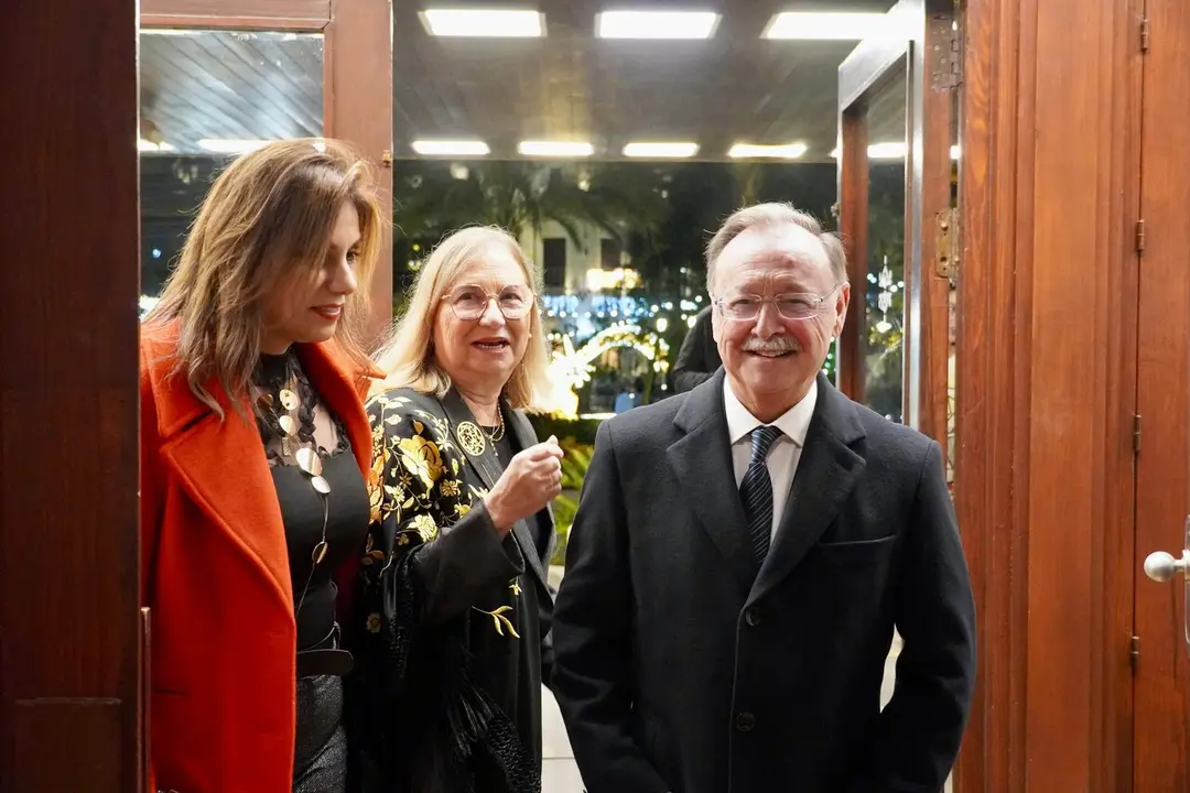 Cena de Navidad de los mayores / M.Zapico