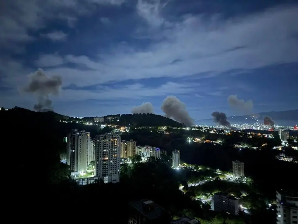 Caracas y otras ciudades venezolanas han sido bombardeadas esta madrugada
