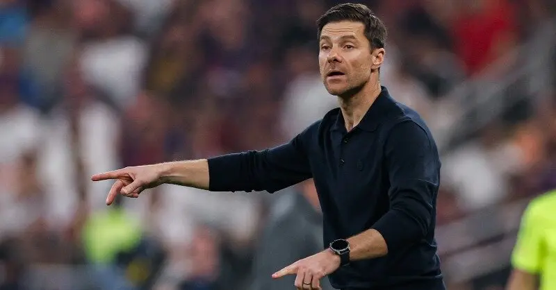 Xabi Alonso paga los platos rotos de la derrota del Real Madrid en la Supercopa de Espa&ntilde;a