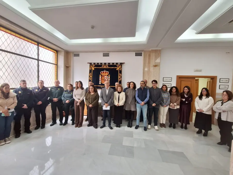 minuto de silencio delegaci&oacute;n