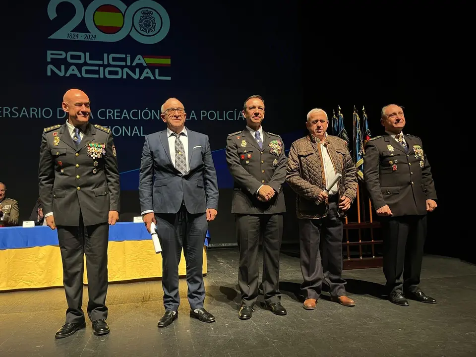 homenaje a la Polic&iacute;a Nacional 202 aniversario