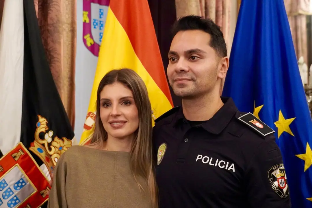 Toma posesi&oacute;n agente polic&iacute;a local / M.Zapico