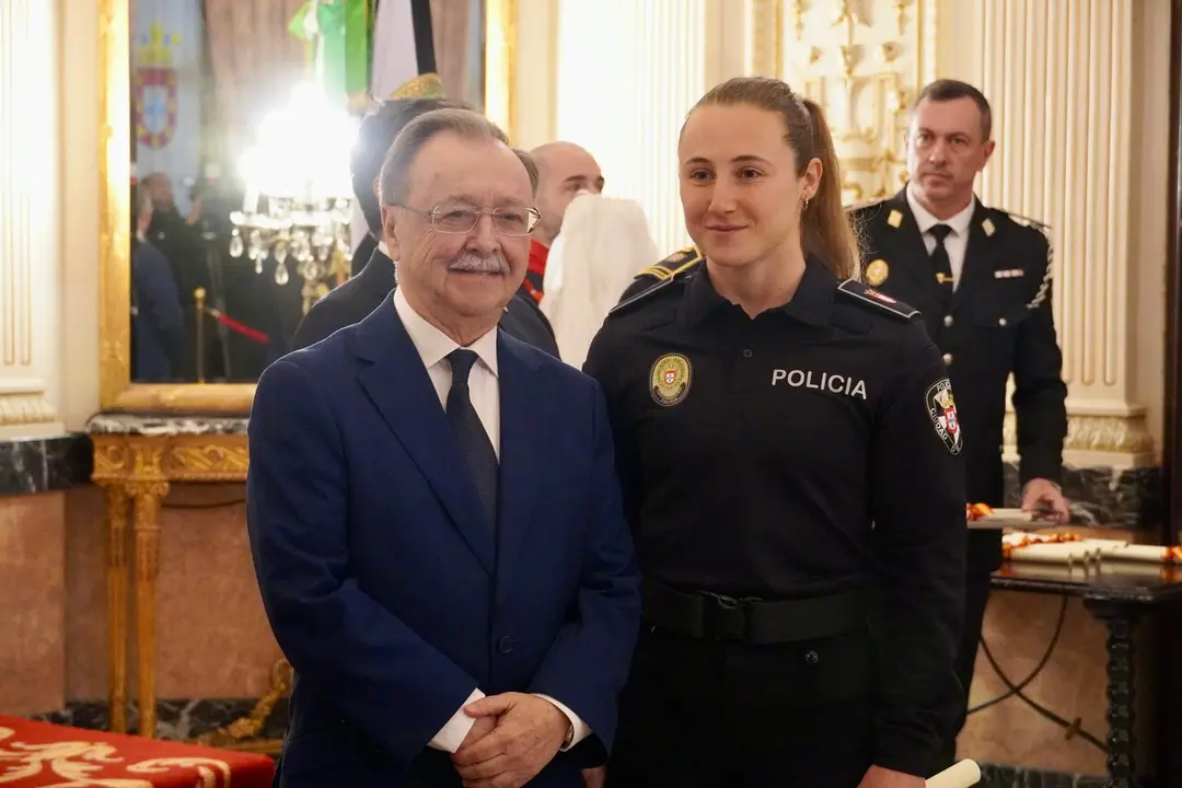 Toma posesi&oacute;n agente polic&iacute;a local / M.Zapico