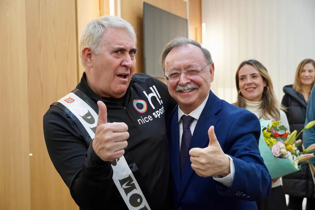 Recepci&oacute;n oficial a la Reina del Carnaval y al Dios Momo / M.zapico