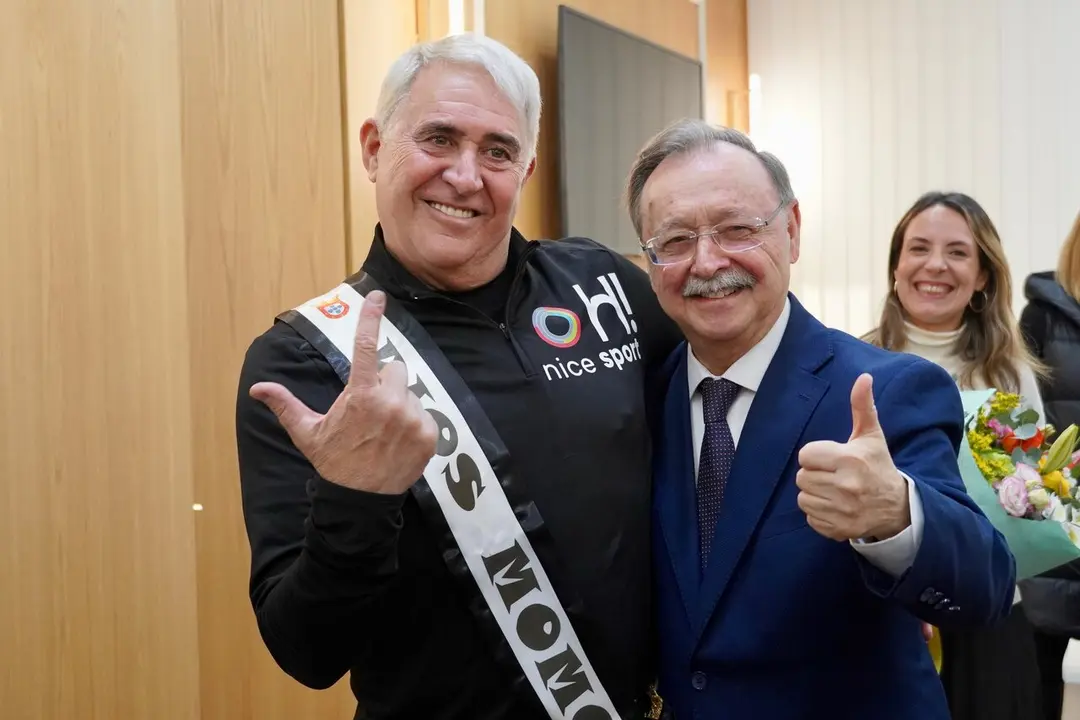 Recepci&oacute;n oficial a la Reina del Carnaval y al Dios Momo / M.zapico