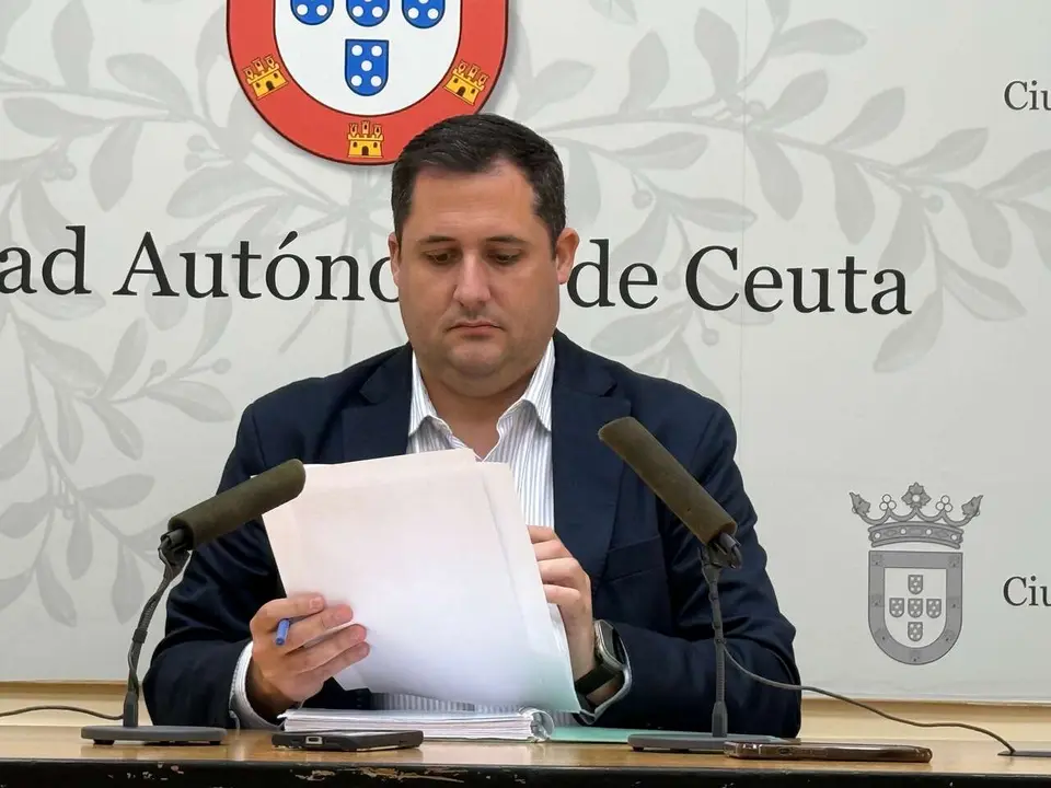 Alejandro Ramirez durante la rueda de prensa tras el consejo de Gobierno / M.Zapico