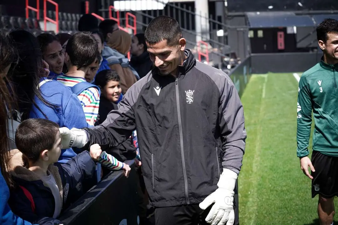 Autismo Ceuta visita el Murube / Fotograf&iacute;a: AD Ceuta FC