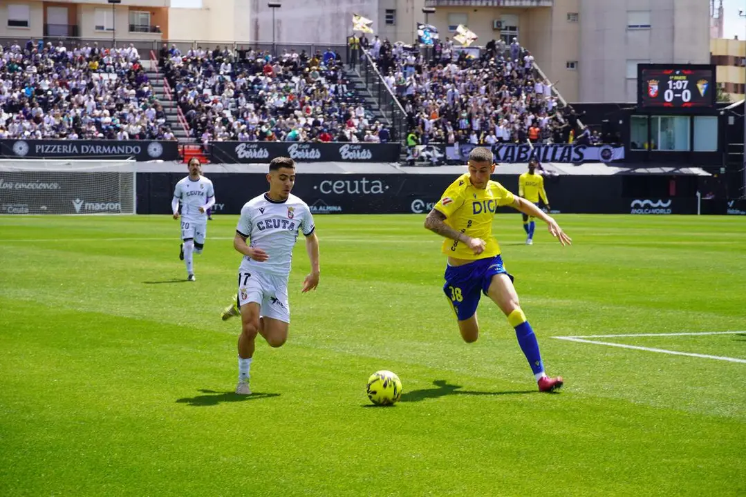 AD Ceuta - C&aacute;diz M. Zapico (2)