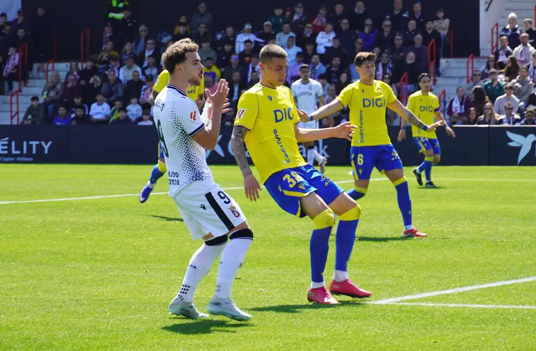 AD Ceuta - C&aacute;diz M. Zapico (1)