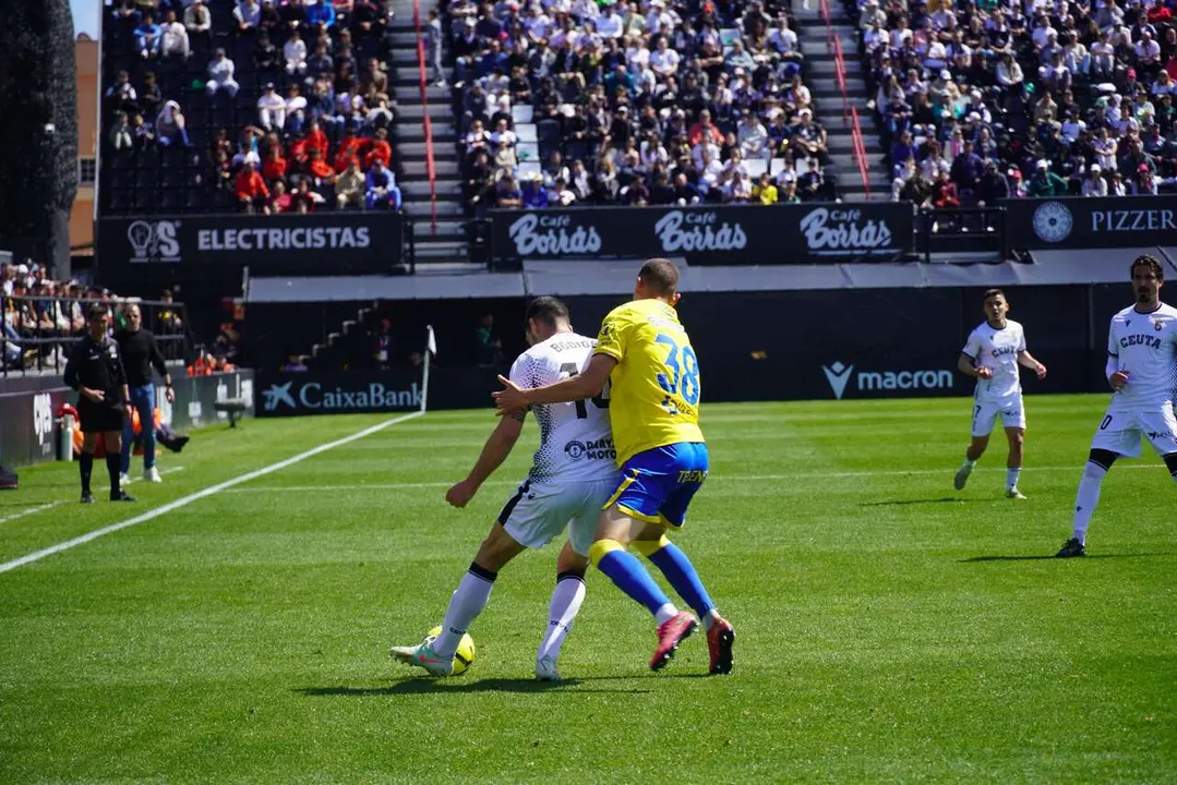 AD Ceuta - C&aacute;diz M. Zapico (12)