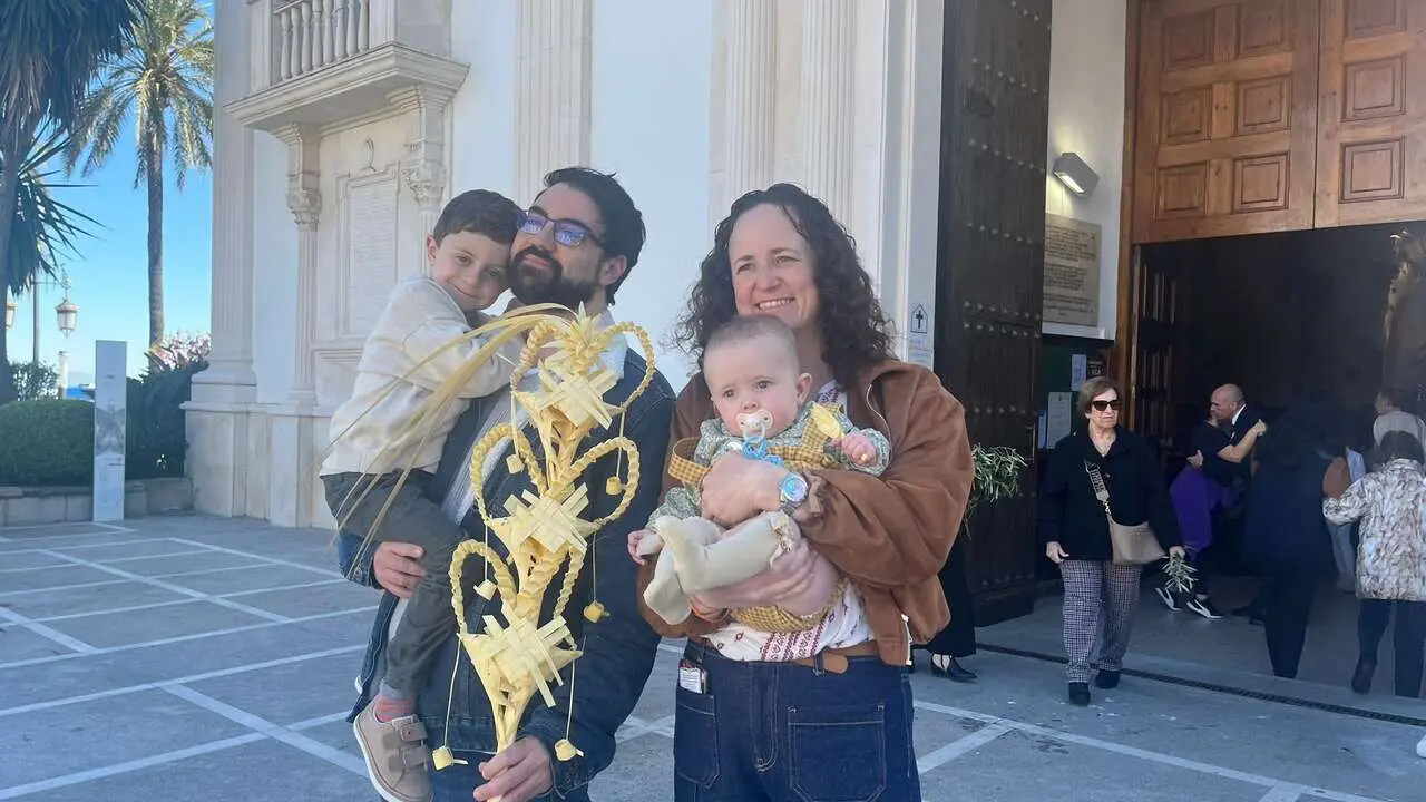 Bendici&oacute;n de las palmas en el Domingo de Ramos.