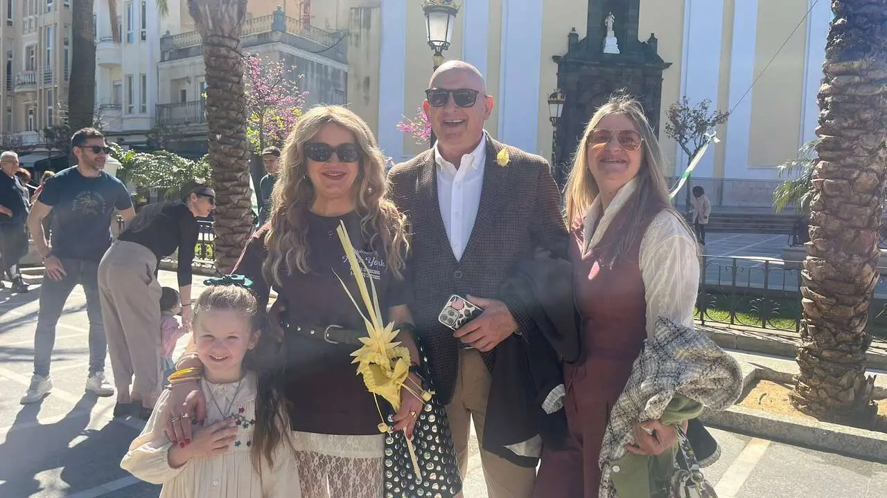 Bendici&oacute;n de las palmas en el Domingo de Ramos.