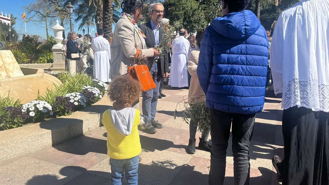 Bendici&oacute;n de las palmas en el Domingo de Ramos.