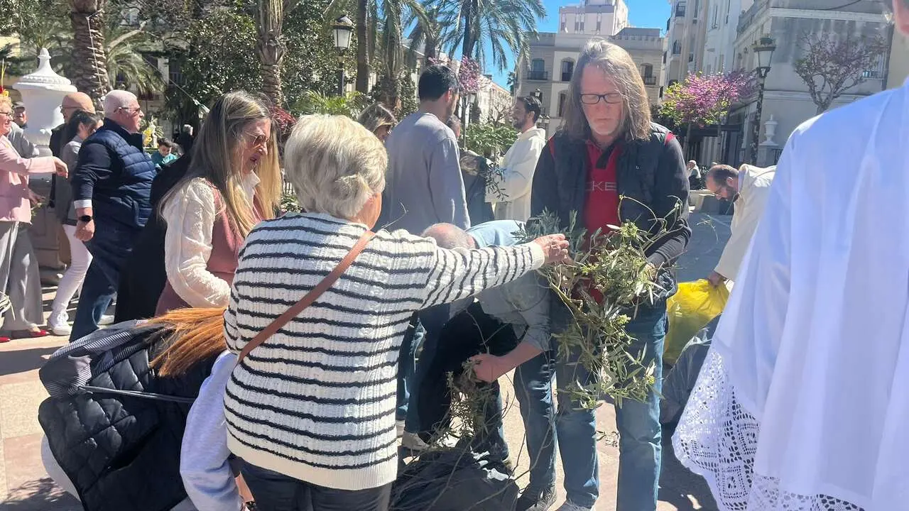 Bendici&oacute;n de las palmas en el Domingo de Ramos.