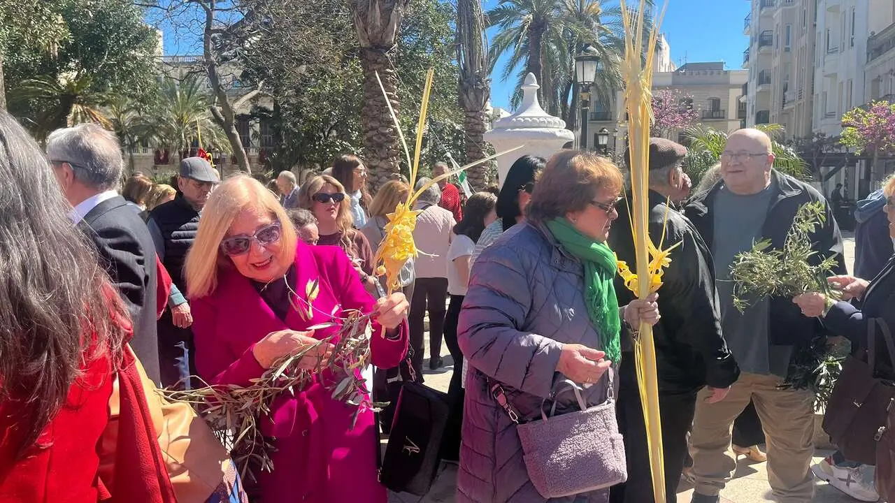 Bendici&oacute;n de las palmas en el Domingo de Ramos.