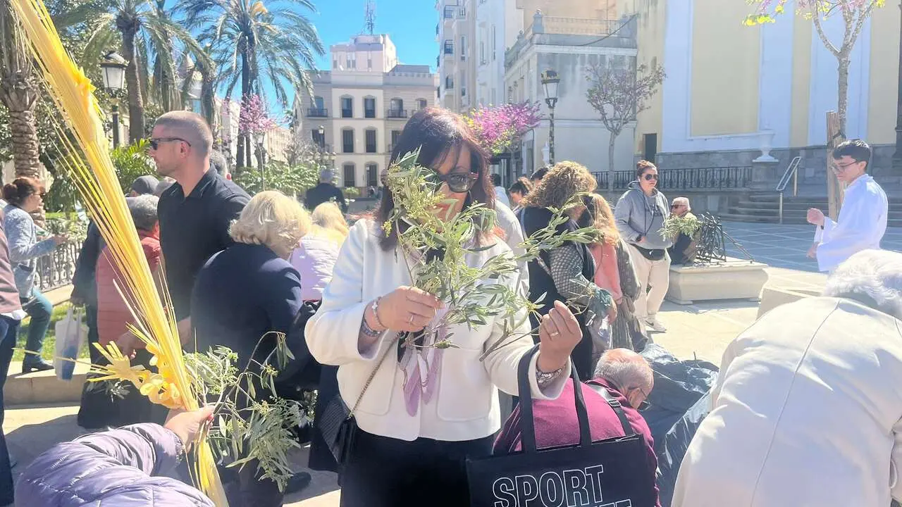 Bendici&oacute;n de las palmas en el Domingo de Ramos.